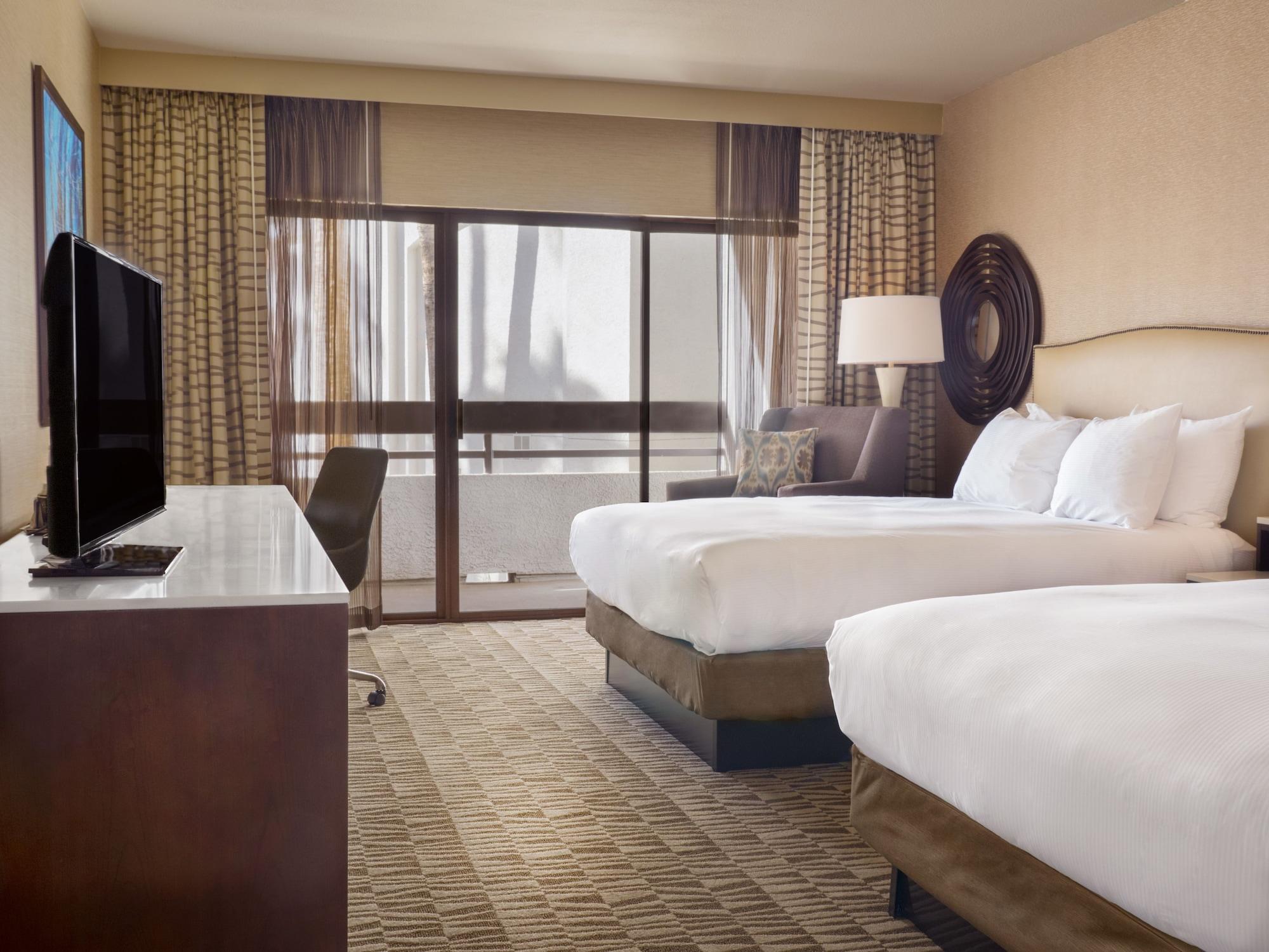 Hilton Phoenix Airport Eksteriør bilde