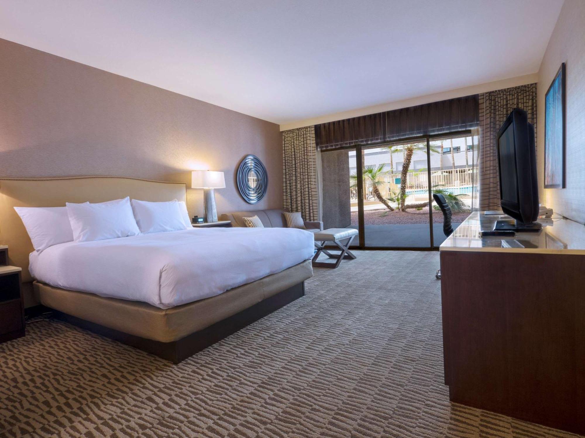Hilton Phoenix Airport Eksteriør bilde